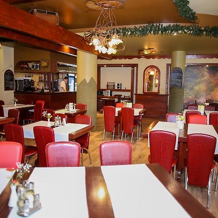 Hotel Silva Vatra Dornei Ngoại thất bức ảnh