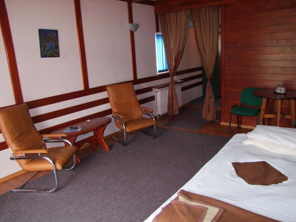 Hotel Silva Vatra Dornei Phòng bức ảnh