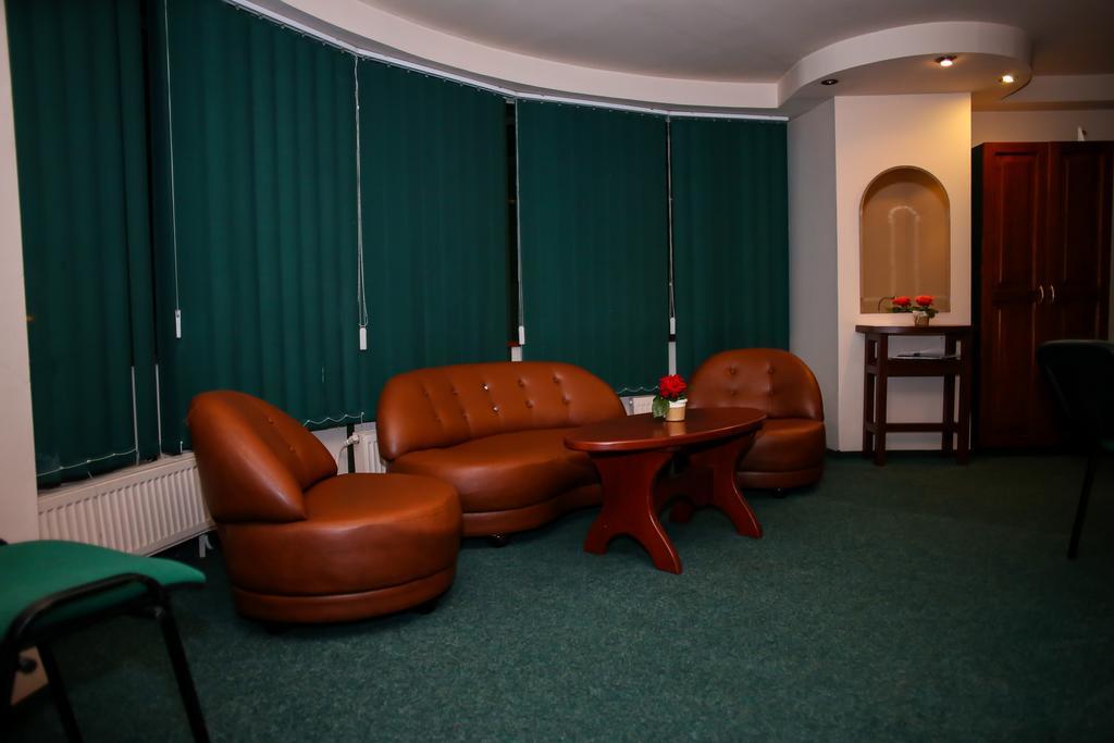 Hotel Silva Vatra Dornei Ngoại thất bức ảnh