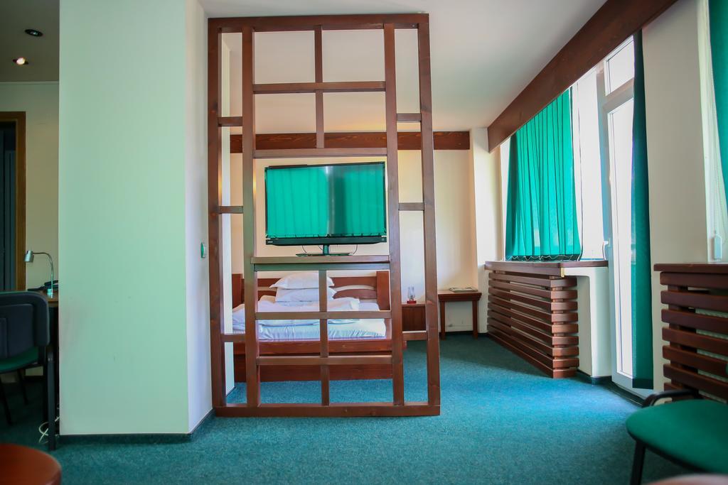 Hotel Silva Vatra Dornei Ngoại thất bức ảnh